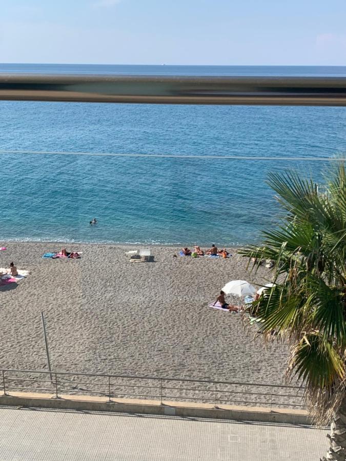 La Porta Delle Eolie Apartamento Capo dʼOrlando Exterior foto