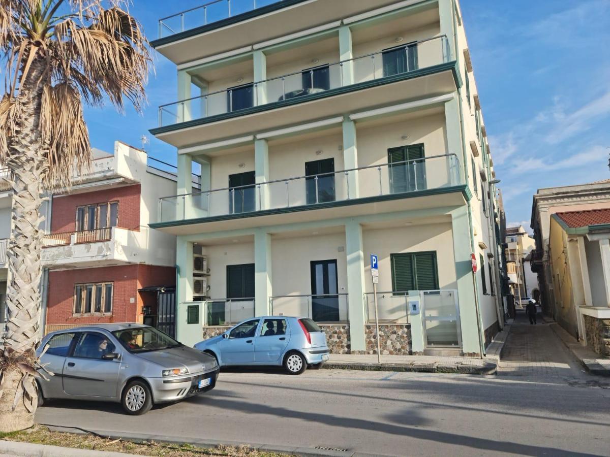 La Porta Delle Eolie Apartamento Capo dʼOrlando Exterior foto