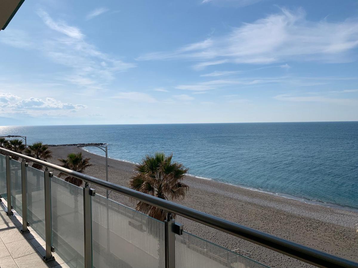 La Porta Delle Eolie Apartamento Capo dʼOrlando Exterior foto