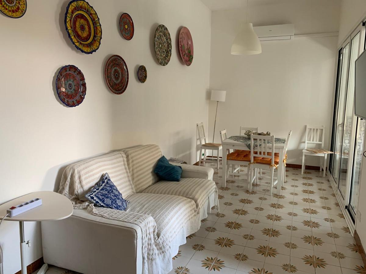 La Porta Delle Eolie Apartamento Capo dʼOrlando Exterior foto